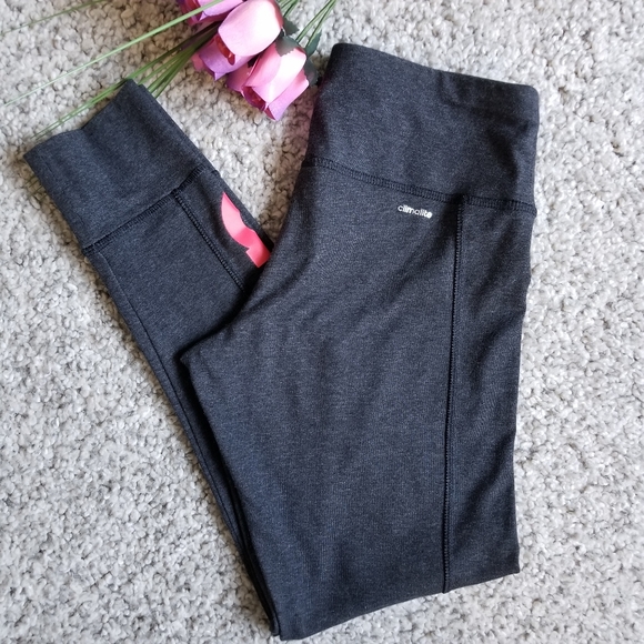 Adidas sport essentials grey leggings Size small - Picture 8 of 8